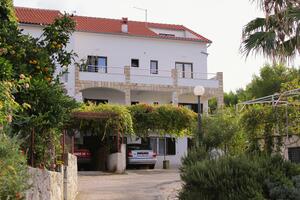 Appartements avec parking Jelsa, Hvar - 5703