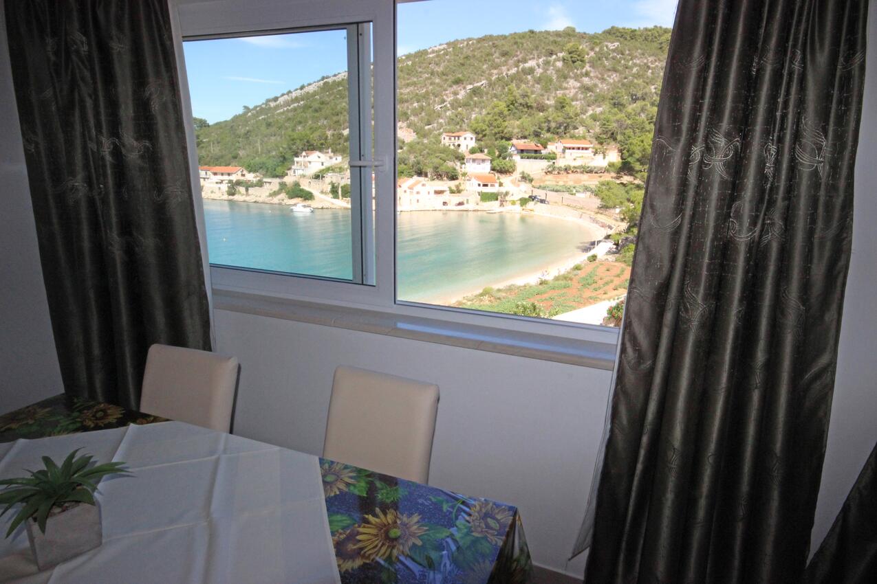 Apartmán b, pro 6 osob (A-5704-b)