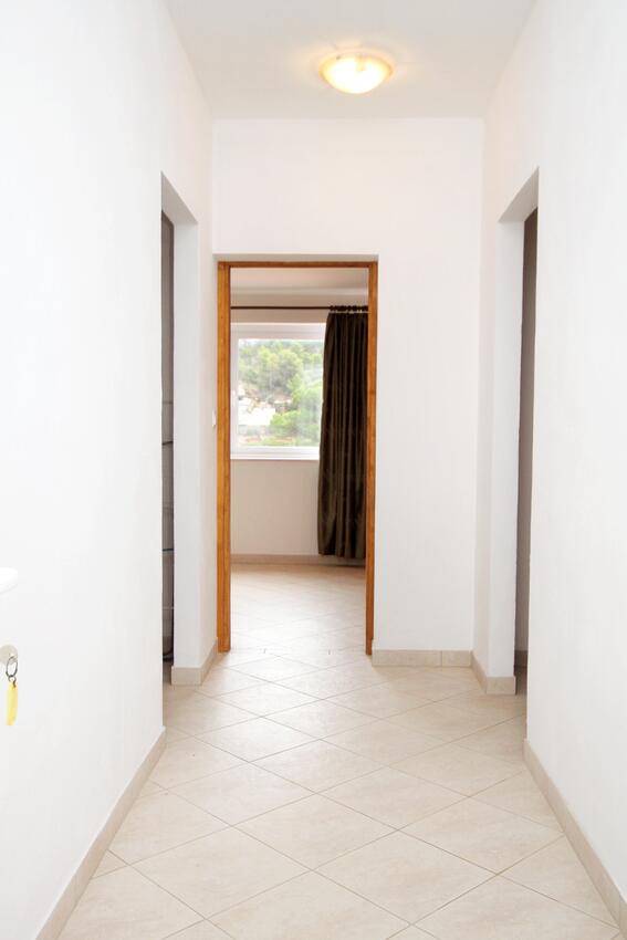 Apartmán b, pro 6 osob (A-5704-b)