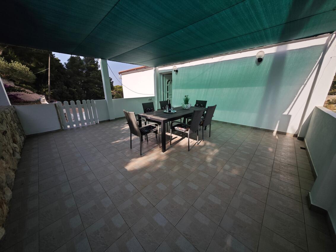 Apartmán b, pro 6 osob (A-5704-b)