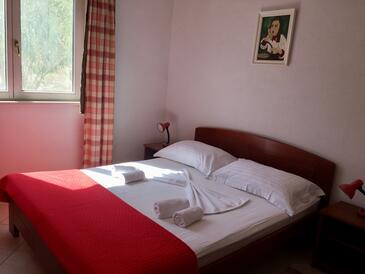 Leiligheter ved sjøen Cove Prapatna, Hvar - 5704