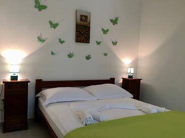 Apartmani uz more Uvala Prapatna, Hvar - 5704