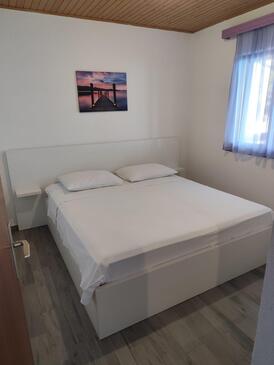 Seaside secluded apartments Cove Pobij, Hvar - 5712