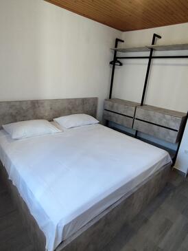 Robinsonski-leiligheter ved sjøen Cove Pobij, Hvar - 5712