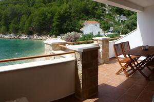 Appartamento di due stanze Baia Skozanje Appartamento di due stanze Baia Skozanje, Lesina - Hvar (A-5713-c)