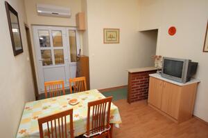 Dvoupokojový apartmán Sućuraj Dvoupokojový apartmán Sućuraj, Hvar (A-5715-a)