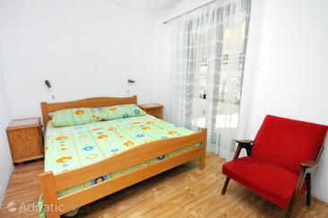 Robinzonski apartmaji ob morju Zaliv Zavala (Gdinj) (Hvar) - 5717