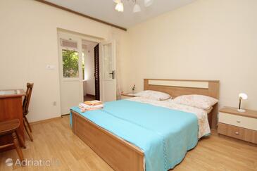 Apartments with parking space Stari Grad, Hvar - 5724