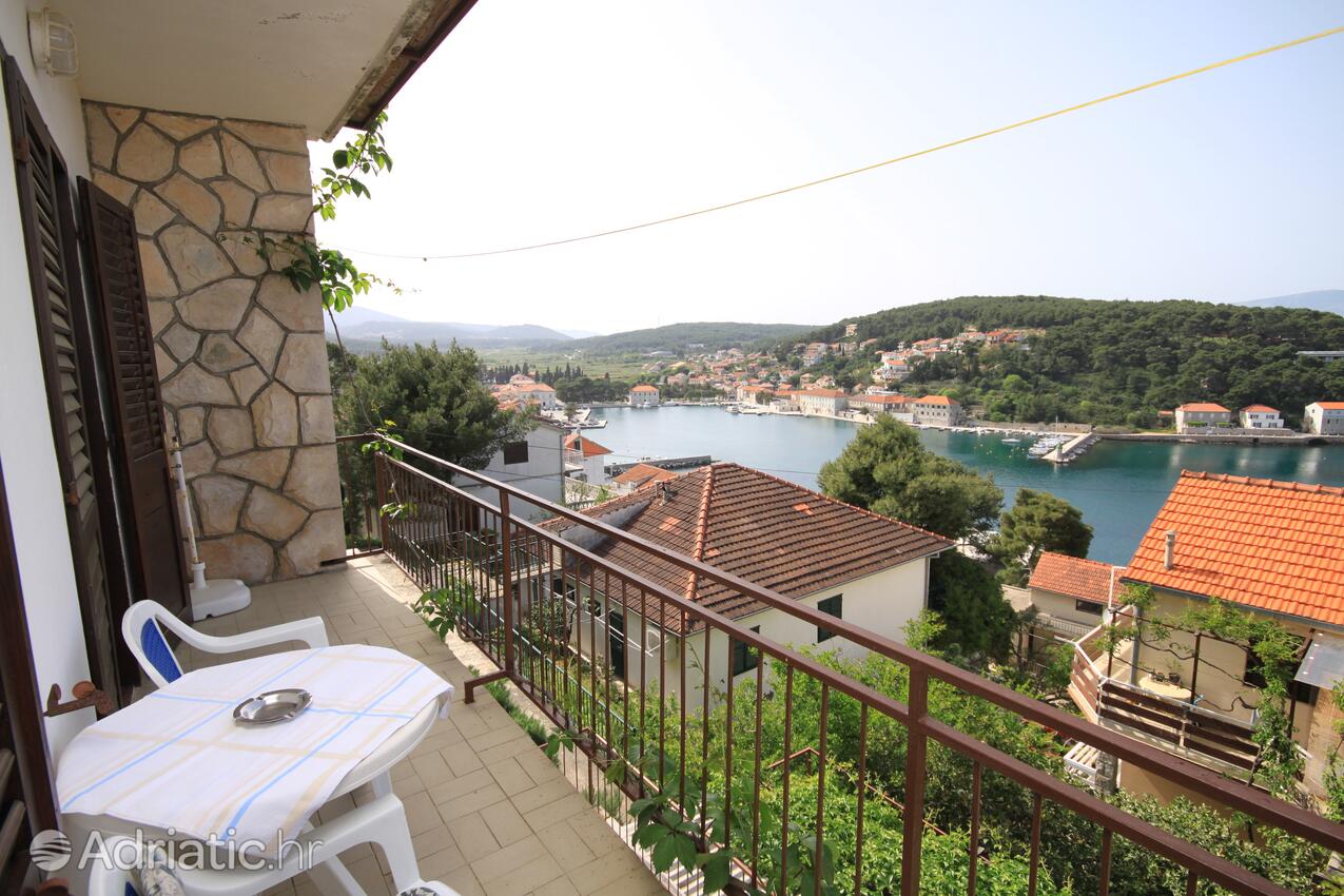 Ferienwohnungen mit Parkplatz Jelsa, Hvar - 5728