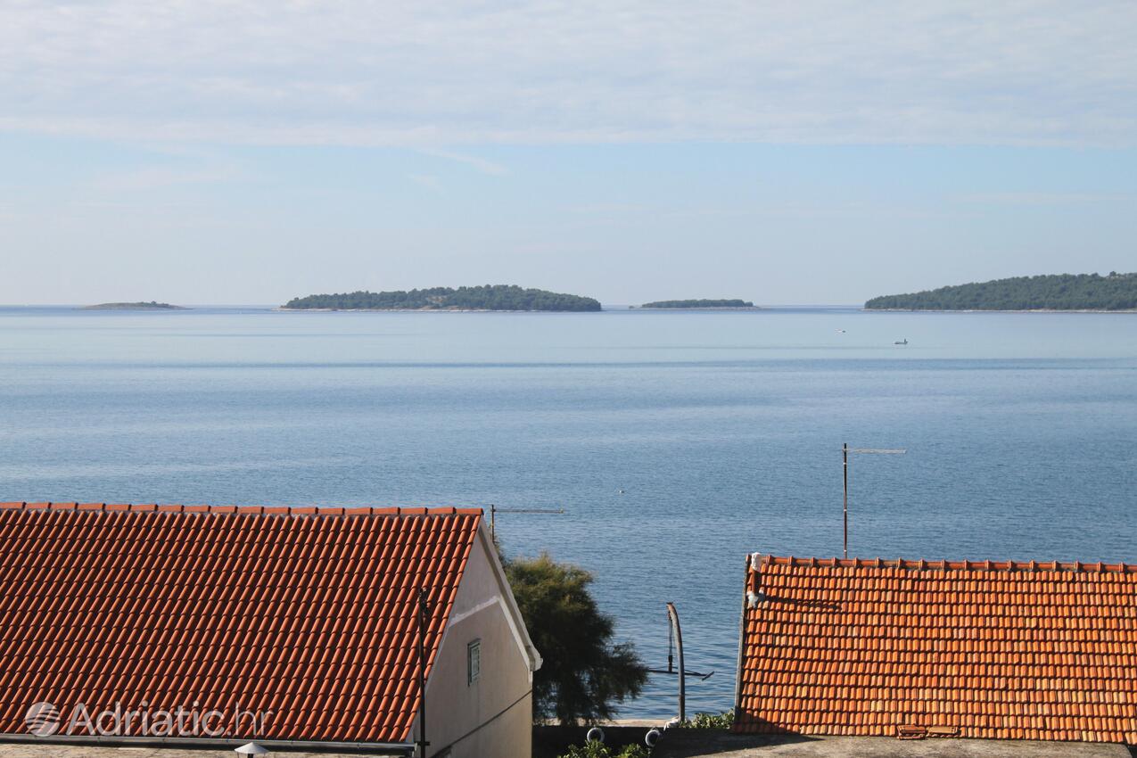 A-5736-b - Private accommodation - Apartments by the sea Brodarica, Šibenik