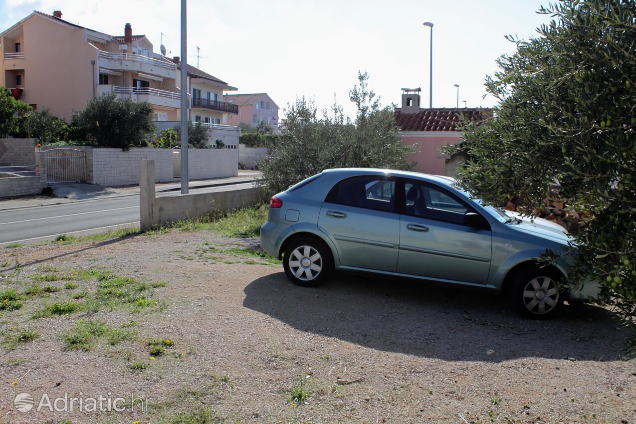 Parking lot - Apartments by the sea Brodarica, Šibenik