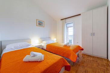 Family friendly seaside apartments Kožino, Zadar - 5749