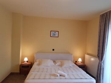 Apartments and rooms with parking space Zadar - Diklo, Zadar - 5770