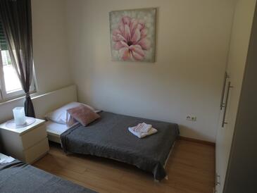 Family-friendly apartments with swimming pool Zadar - Diklo, Zadar - 5774