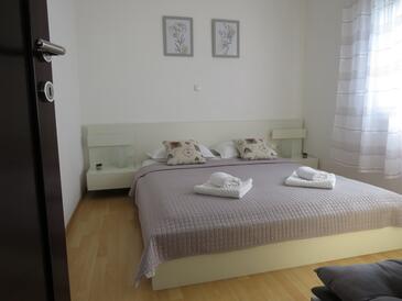 Family-friendly apartments with swimming pool Zadar - Diklo, Zadar - 5774