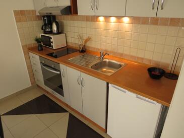 Апартаменты для семьи с бассейном Задар - Дикло - Zadar - Diklo, Задар - Zadar - 5774
