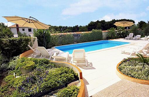Apartments with swimming pools Zadar - Diklo, Zadar - 5774