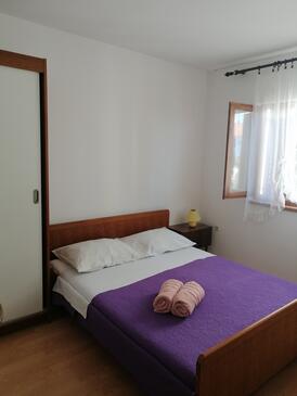 Apartments by the sea Bibinje, Zadar - 5780