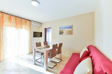 Apartments by the sea Bibinje, Zadar - 5786