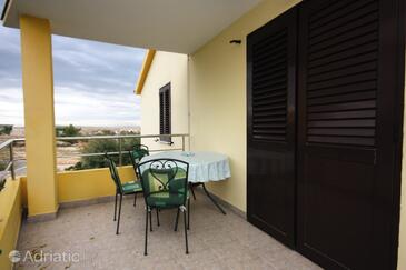 Appartamenti con parcheggio Razanac, Zara - Zadar - 5793