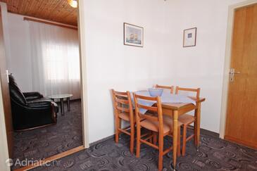 Apartments with parking space Vrsi - Mulo, Zadar - 5796
