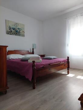 Apartmanok parkolóhellyel Nin, Zadar - 5797