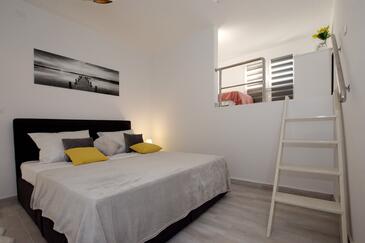 Apartments by the sea Kožino, Zadar - 5803