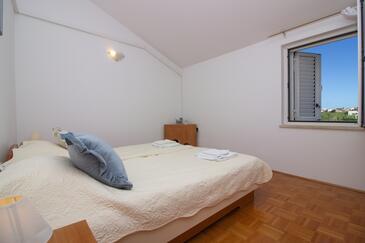 Appartamenti e camere con parcheggio Nona - Nin, Zara - Zadar - 5805