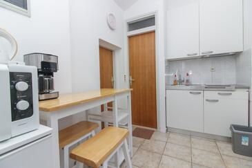 Appartamenti e camere con parcheggio Nona - Nin, Zara - Zadar - 5805