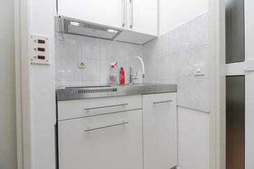 Lejligheder og værelser med parkering Nin, Zadar - 5805