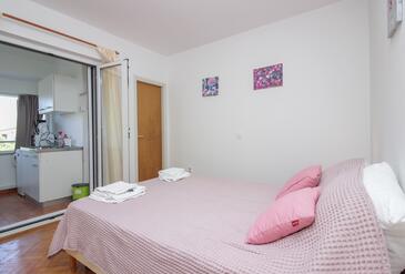 Apartmány a pokoje s parkovištěm  Nin, Zadar - 5805