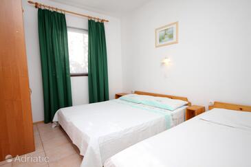 Leiligheter ved sjøen Vinjerac, Zadar - 5824