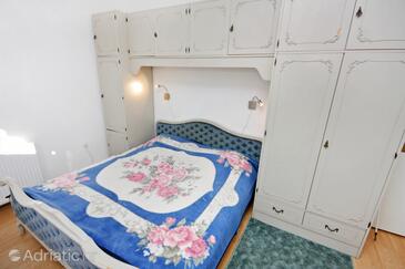 Leiligheter med parkering Nin, Zadar - 5836