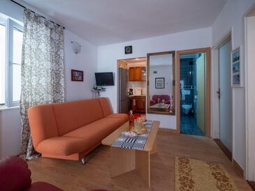 Apartments with terrace Nin, North Dalmatia