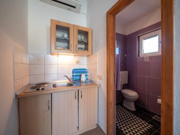 Apartments with terrace Nin, North Dalmatia