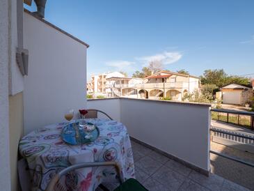 Apartments with terrace Nin, North Dalmatia