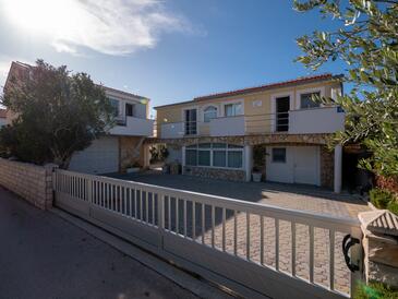 Apartments with terrace Nin, North Dalmatia