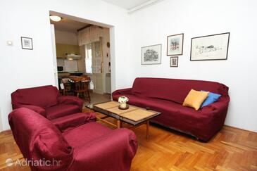 Appartamenti con parcheggio Zara - Zadar - 5852