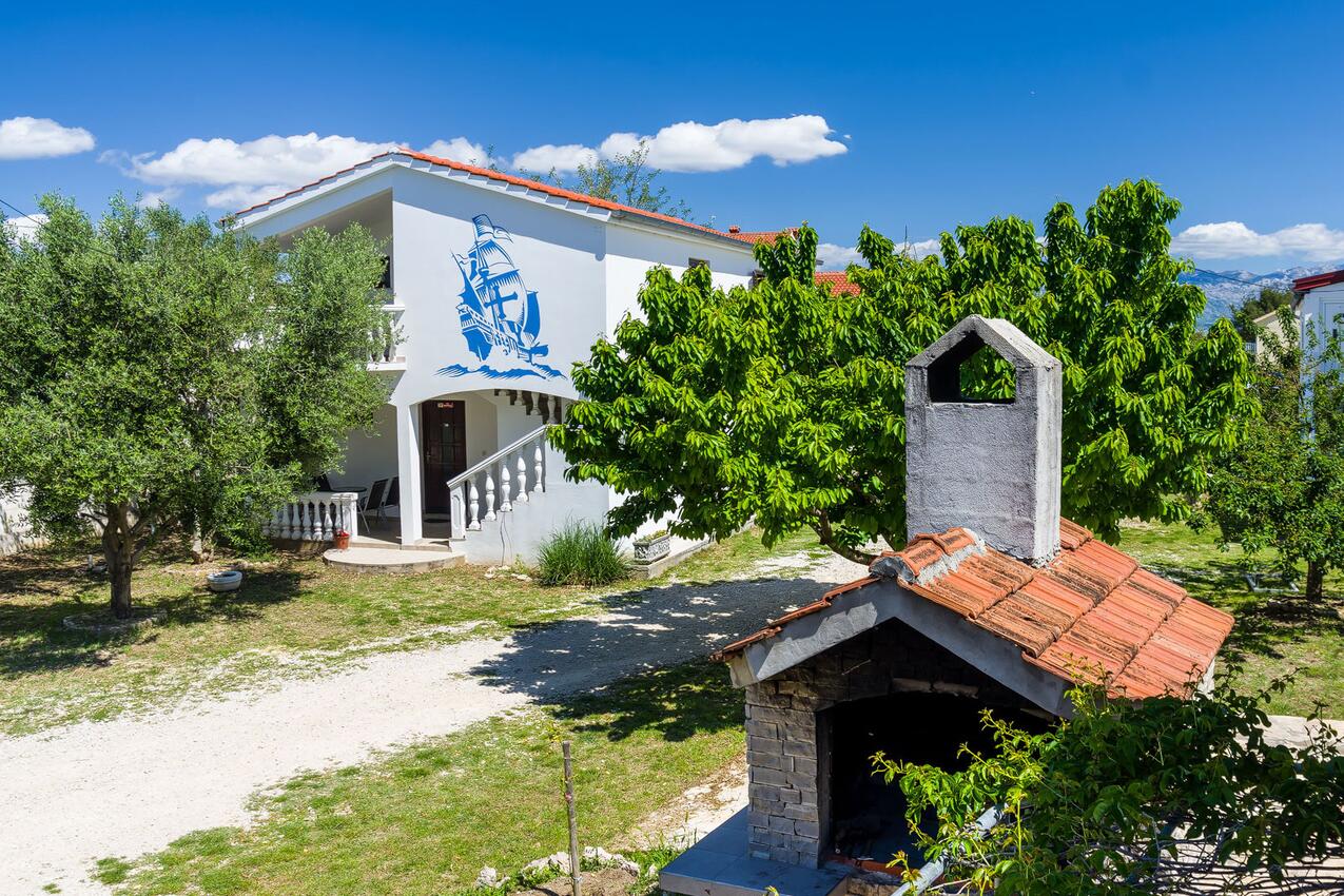 Ferienwohnungen mit Parkplatz Nin, Zadar - 5857