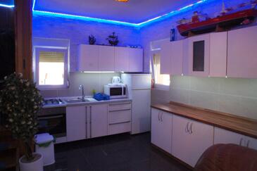 Apartmanok és szobák a tenger mellett Nin, Zadar - 5858