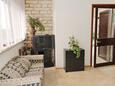 Woonkamer 2 Nin, Woonkamer 2 in accommodatietype apartment, huisdieren toegestaan en WiFi.