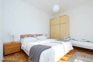 Ferienwohnungen am Meer Sukosan, Zadar - 5863