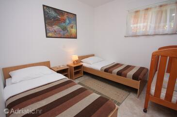 Apartments with parking space Zadar - 5876
