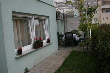 Apartments with parking space Zadar - 5876