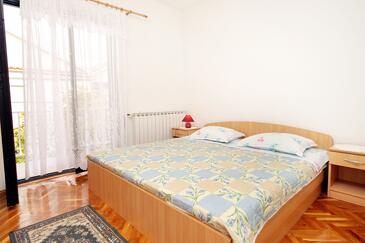 Однокомнатные апартаменты Сукошан - Sukošan, Задар - Zadar (A-5888-a)