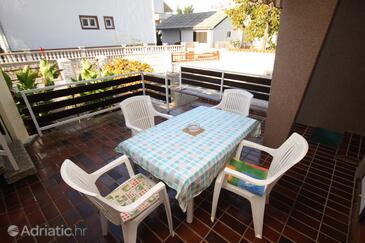 Apartments with parking space Vodice - 5890