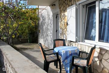 Apartments and rooms with parking space Vodice - 5891