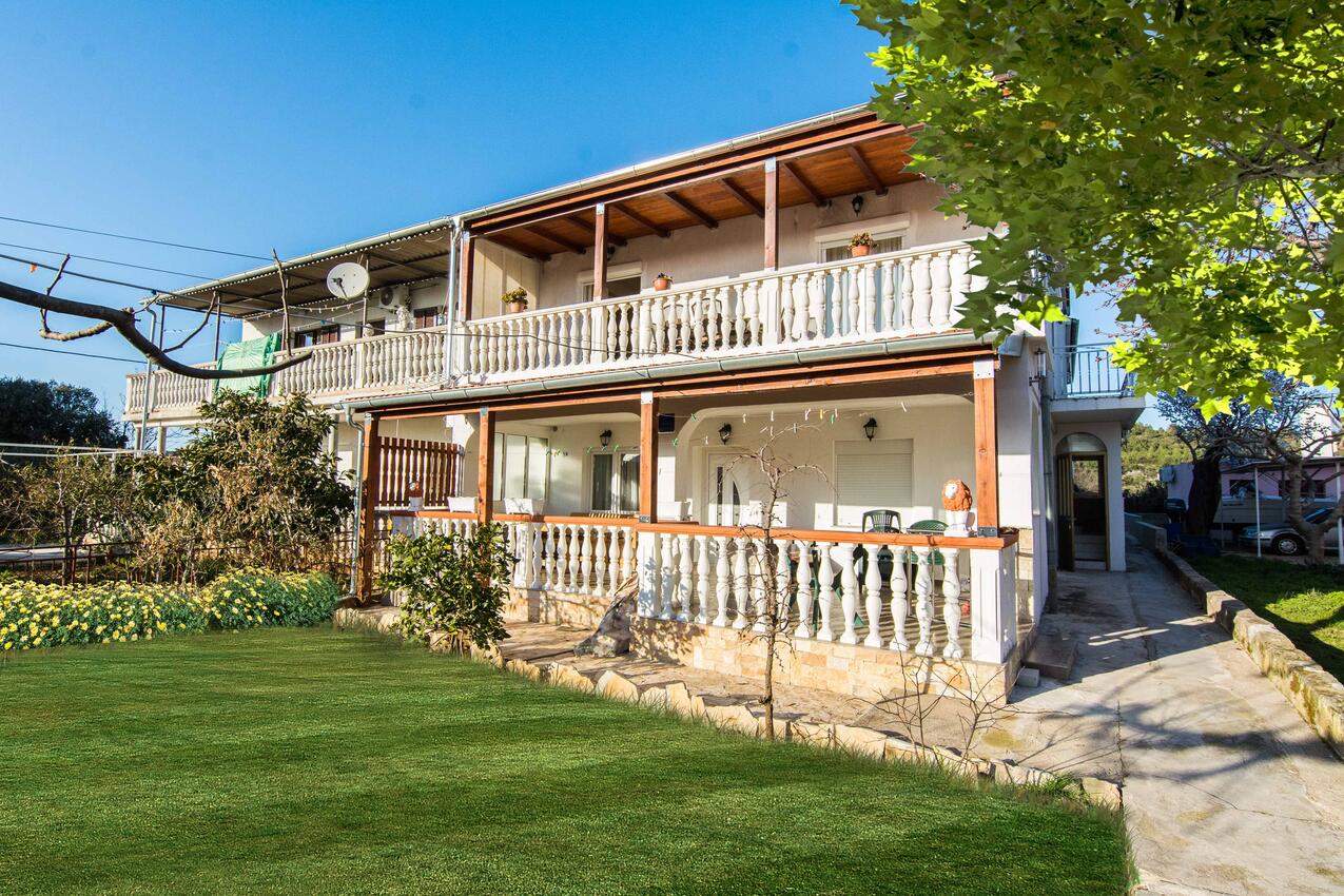 Ferienwohnungen mit Parkplatz Sukosan, Zadar - 5897