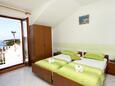 Dormitor Hvar, Dormitor în unitate de cazare tip studio-apartment, animale de companie sunt acceptate şi WiFi.