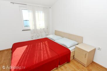 Apartments by the sea Bibinje, Zadar - 5916